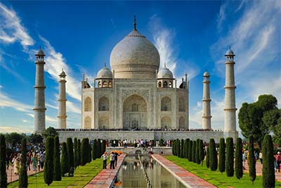 Day tour to Agra by Car